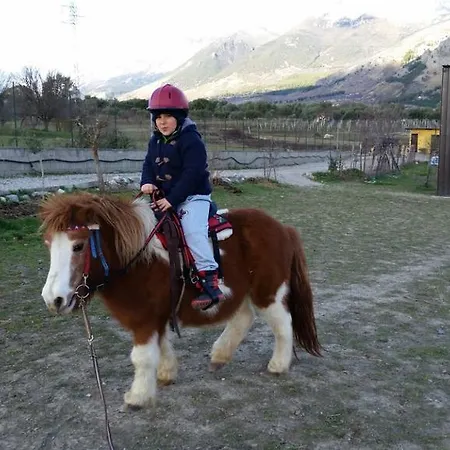 Montagne Rocciose فندق مبيت وإفطار 3*