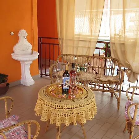 Montagne Rocciose Bed & Breakfast 3*