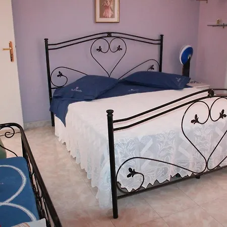 فندق مبيت وإفطار Montagne Rocciose Frascineto