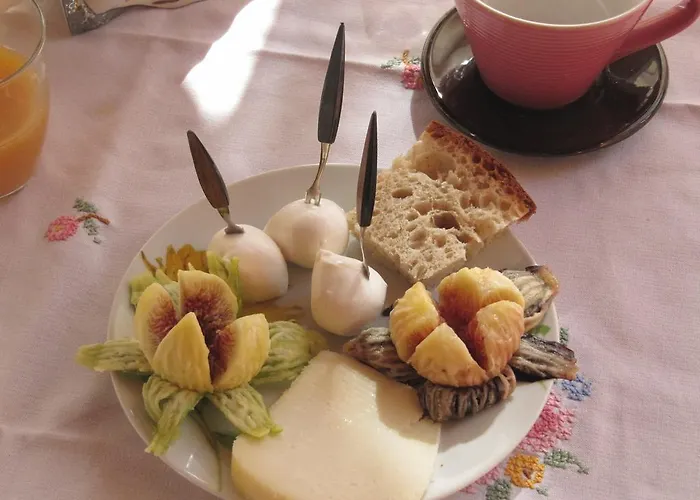 Montagne Rocciose לינה וארוחת בוקר