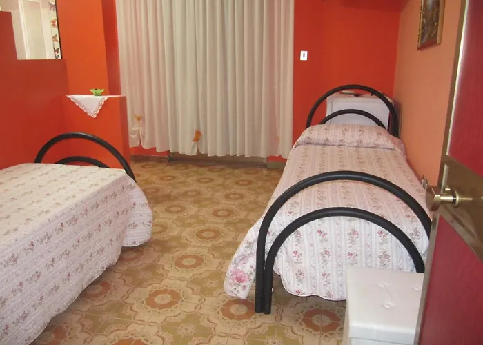 לינה וארוחת בוקר Montagne Rocciose